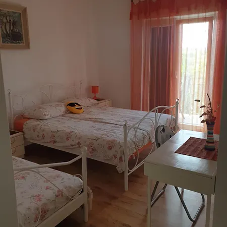 Apartment Pobuk *