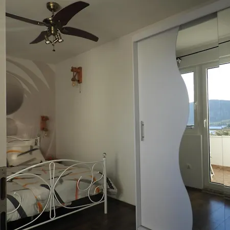 Pobuk Apartment *