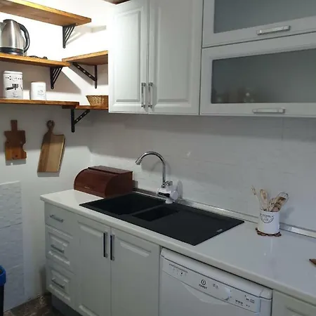 Pobuk Apartment