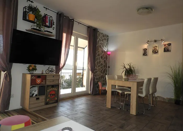 Pobuk Apartment Primosten